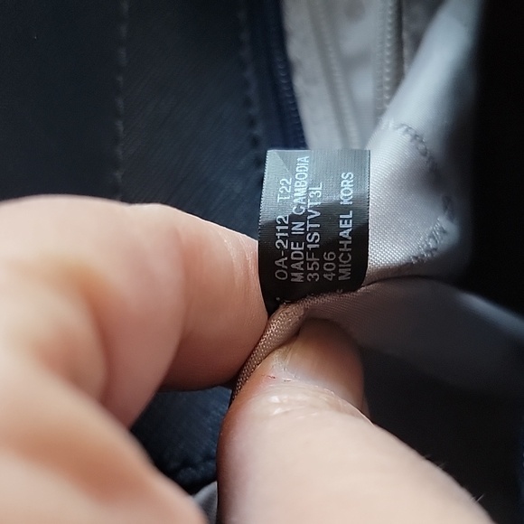 MICHAEL KORS Jet Set Large Saffiano Leather Shoulder Bag Navy Blue NWOT - Picture 16 of 16